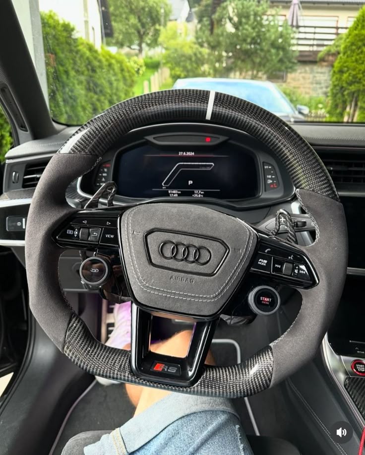 Volante Audi RS – Carbono Forjado Alcántara Gris