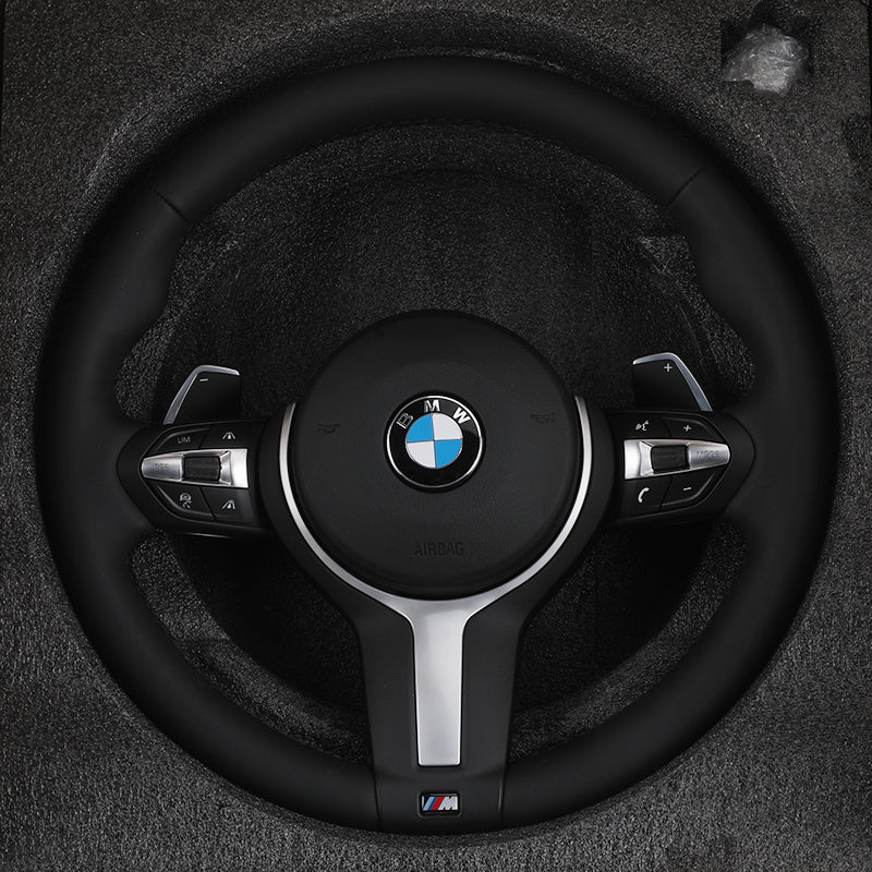 Volante BMW M Sport en Cuero Negro con Levas, Multifunción y Detalles M