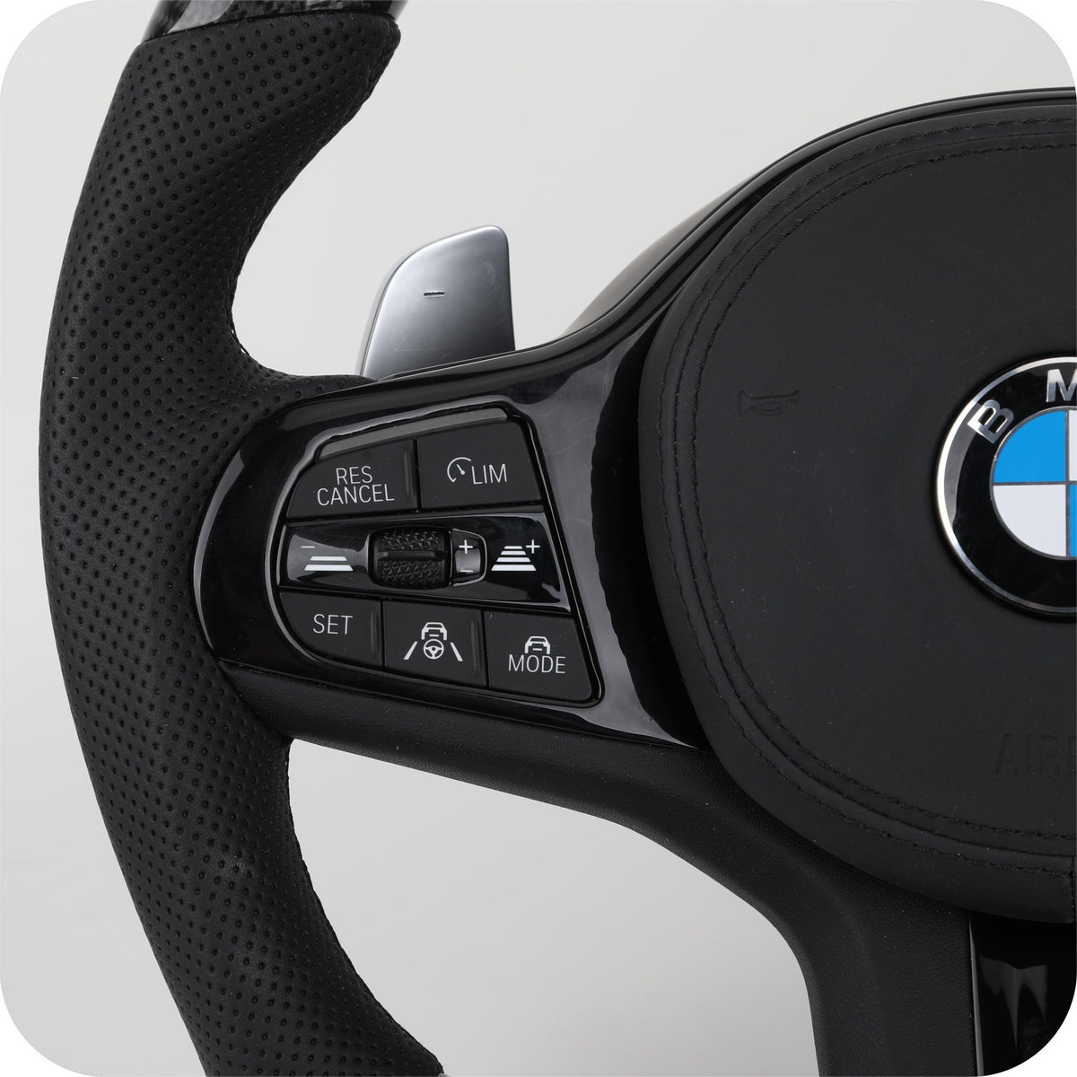 Volante BMW M Deportivo en Fibra de Carbono y Cuero Perforado | Display LED, Levas, Multifunción, Airbag y Fondo Plano