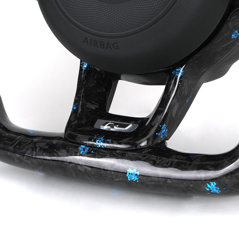 Volante Volkswagen R Performance en Fibra de Carbono Negro con Costuras Azules, Levas DSG y Multifunción
