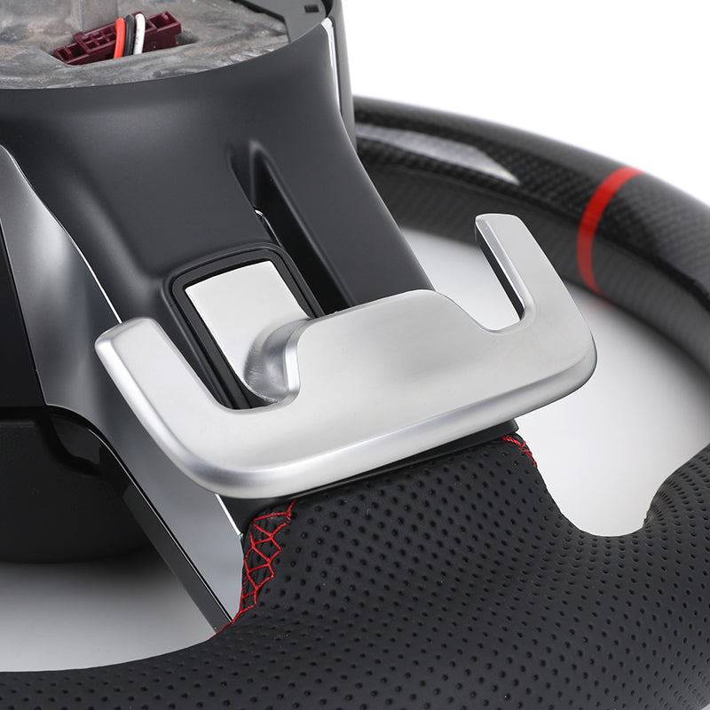 Volante Mercedes-AMG Performance en Fibra de Carbono y Cuero Perforado | Levas, Multifunción, Airbag y Detalles Rojos