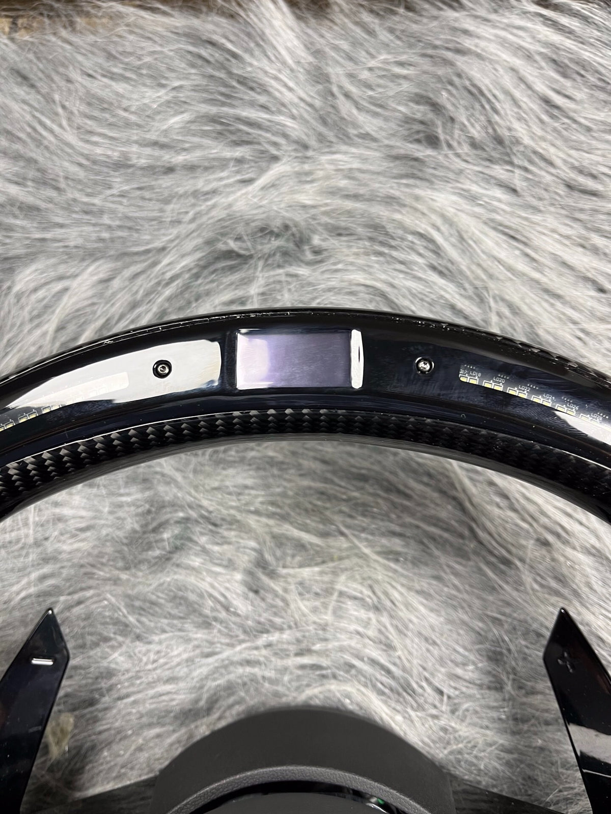 Volante Audi RS Deportivo en Carbono y Cuero Perforado con Pantalla LED | Levas, Drive Select, Start/Stop, Fondo Plano y Airbag