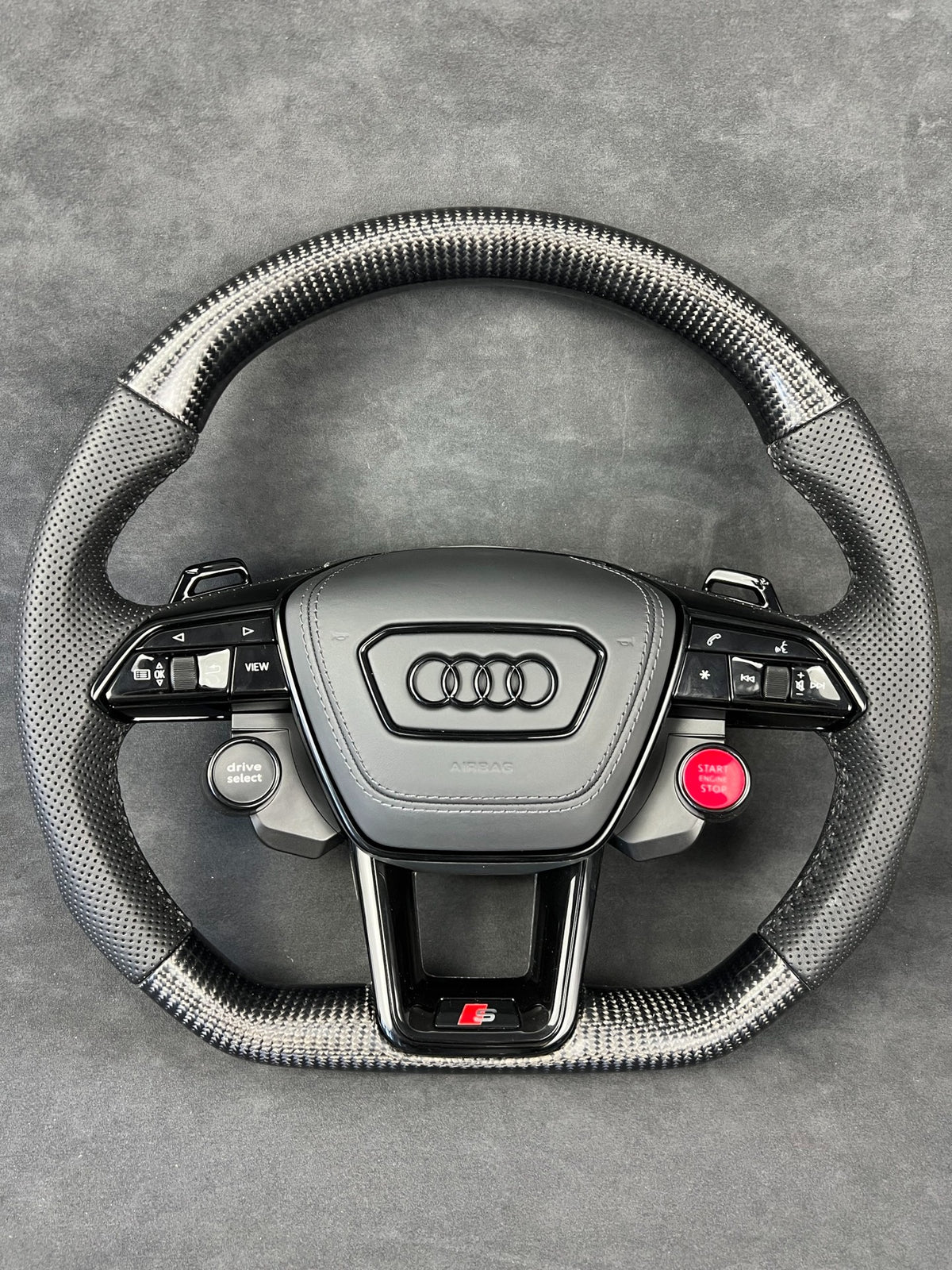 Volante Deportivo Audi S de Carbono y Cuero Perforado con Drive Select, Start Engine Stop, Levas y Airbag Incluido