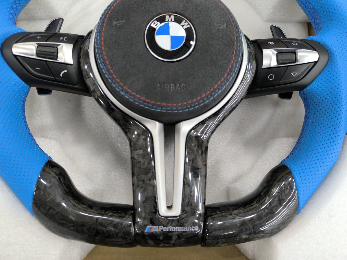 Volante BMW M Performance Deportivo en Carbono Forjado y Piel Azul | Levas de Cambio, Fondo Plano, Mandos Multifunción y Airbag