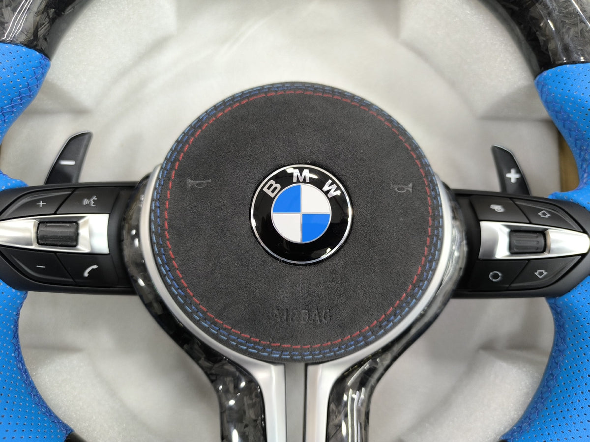 Volante BMW M Performance Deportivo en Carbono Forjado y Piel Azul | Levas de Cambio, Fondo Plano, Mandos Multifunción y Airbag