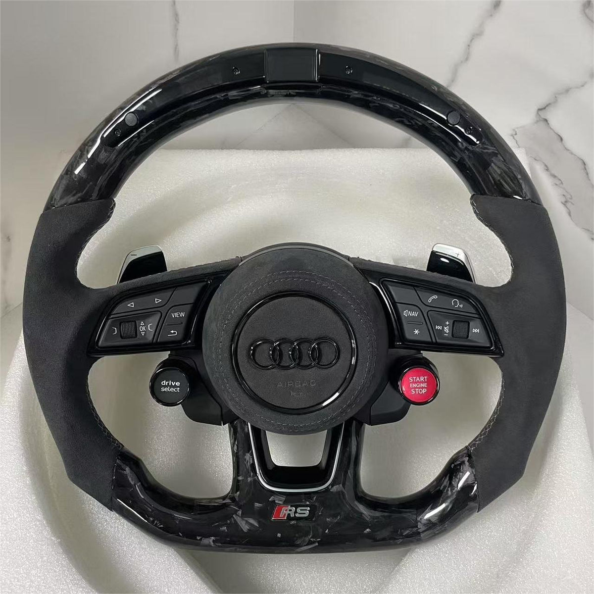 Volante Audi RS Deportivo en Carbono Forjado y Alcántara | Display LED, Levas, Drive Select, Start Engine Stop, Multifunción y Airbag