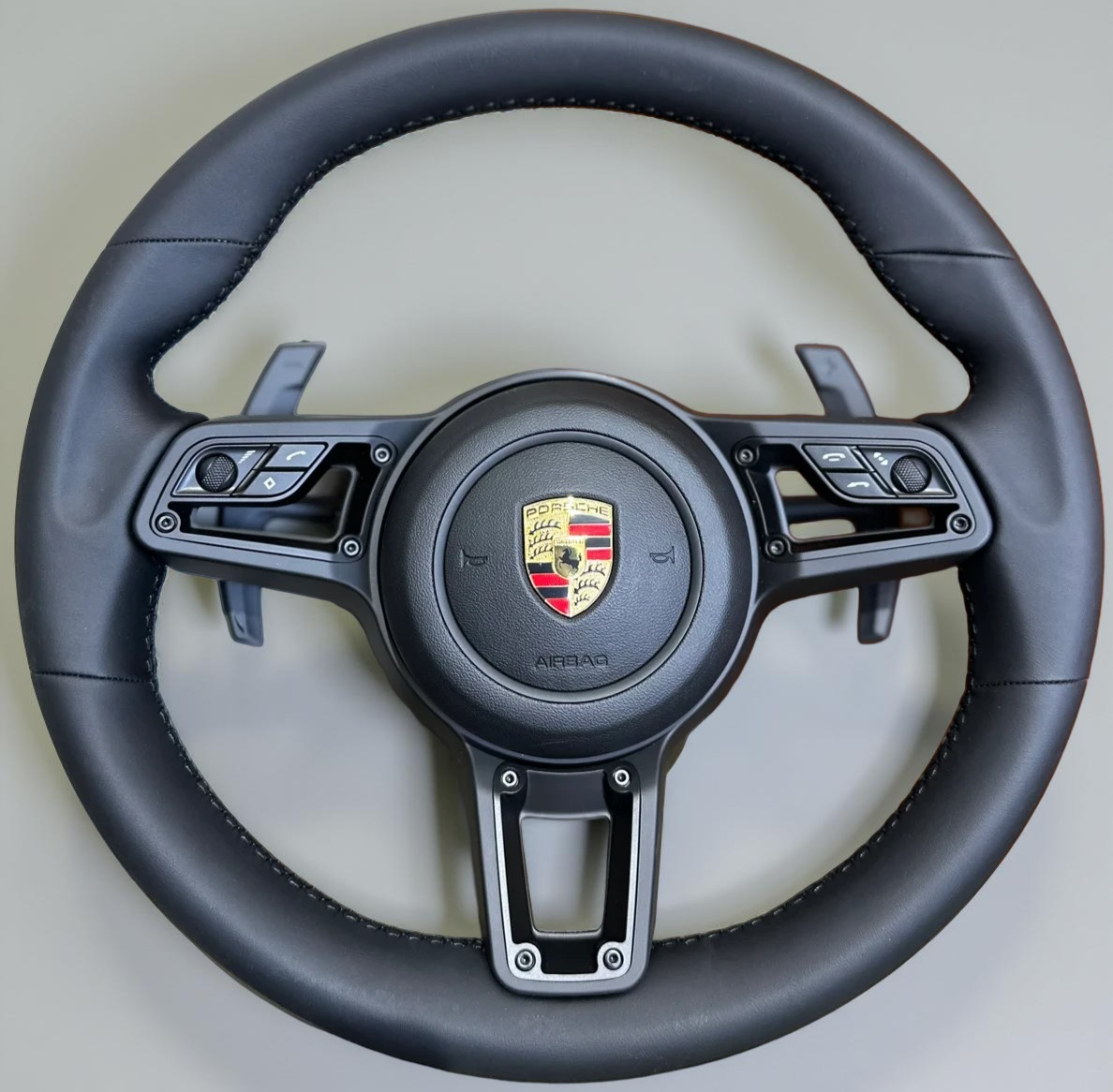 Volante Porsche – Cuero Negro