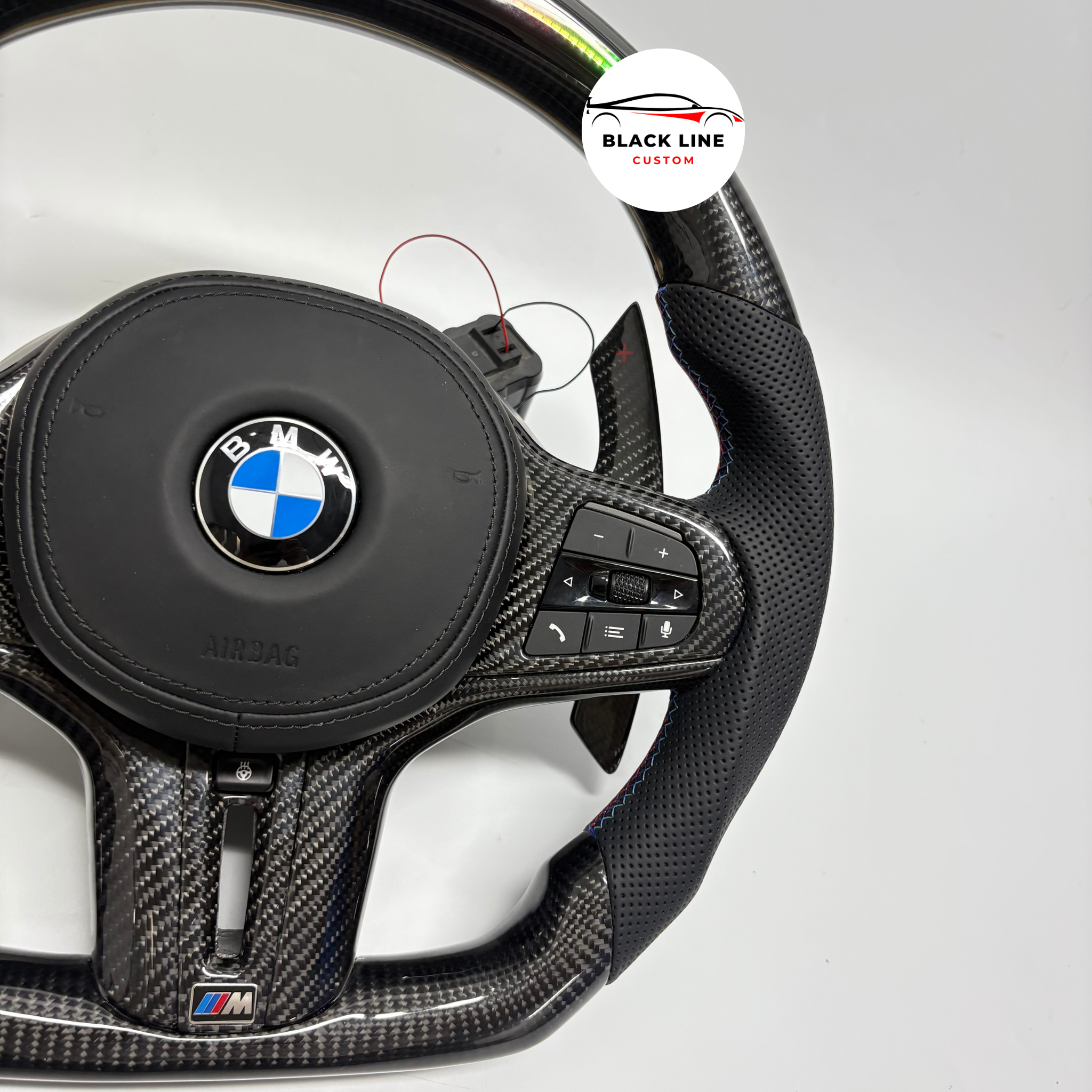 Volante BMW M – Carbono Negro & Alcántara con Display LED Racing