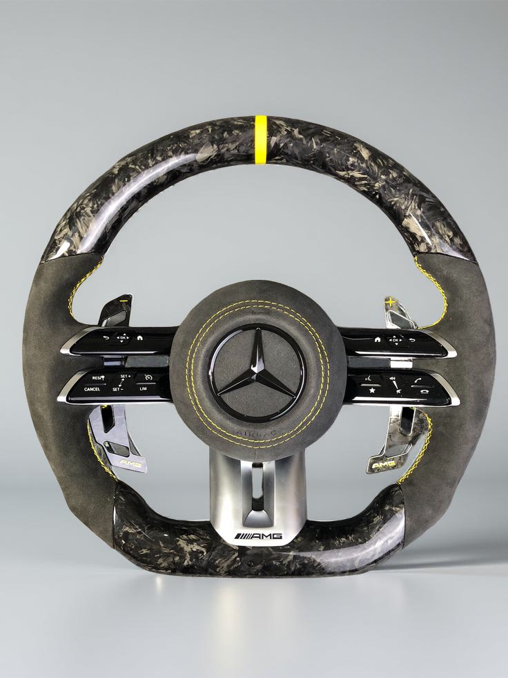 Volante Mercedes-AMG – Fibra de Carbono Forjada y Alcántara Amarilla