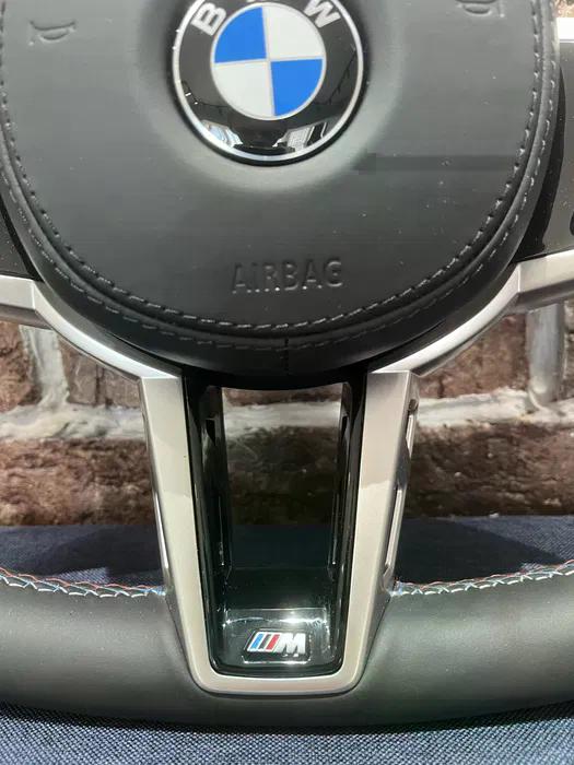Volante BMW M Sport en Cuero Negro con Levas, Multifunción y Costuras M