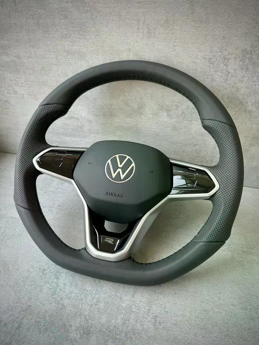 Volante Volkswagen R-Line en Cuero Negro Perforado con Multifunción, Detalles R y Acabado Negro Brillante