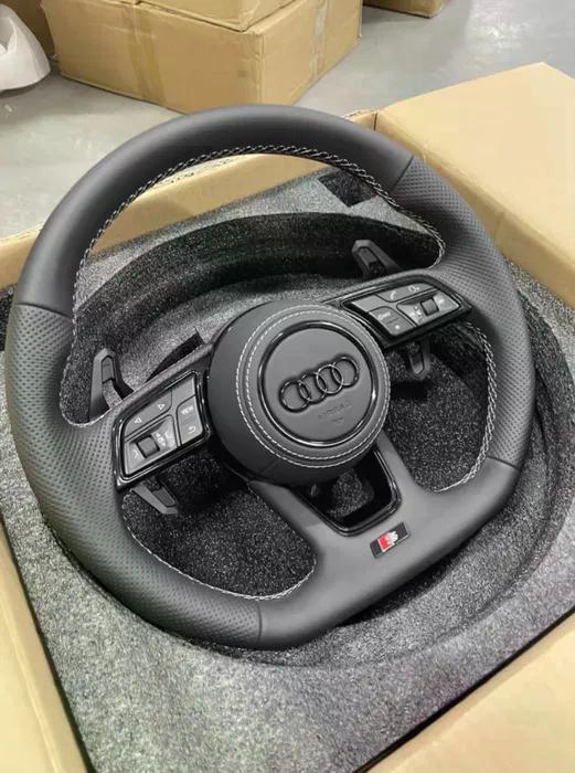 Volante Audi S/RS Deportivo en Cuero Negro Perforado con Levas y Multifunción