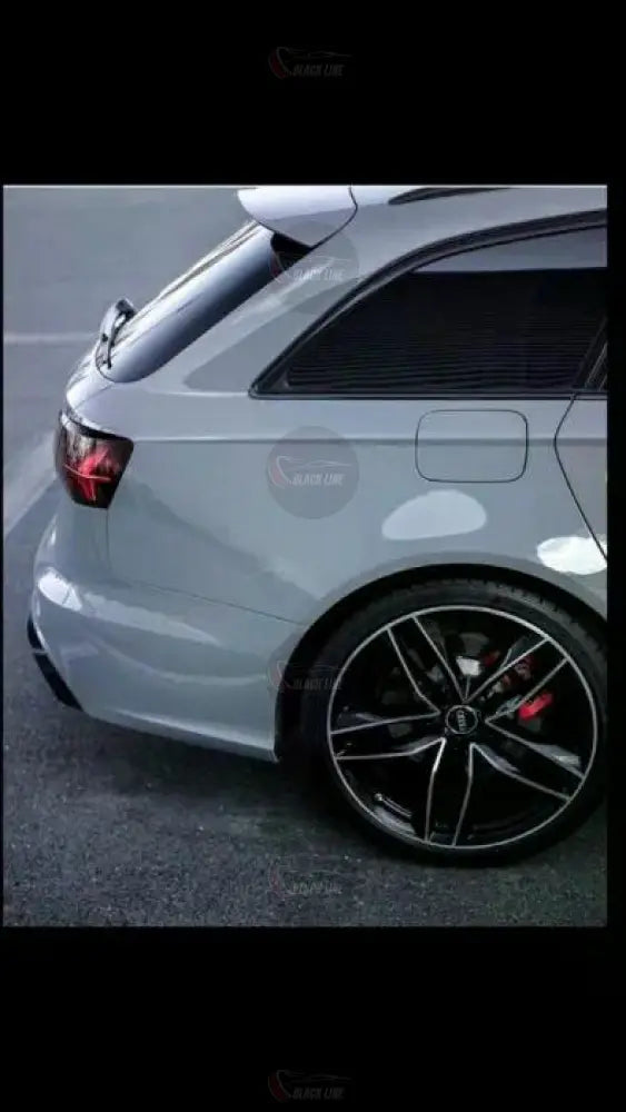 Llantas Deportivas Estilo Audi de Cinco Radios Dobles – Negro y Plata
