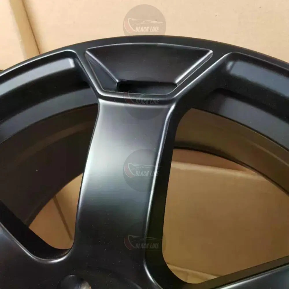 Llantas Deportivas Estilo Audi de Cinco Radios – Negro
