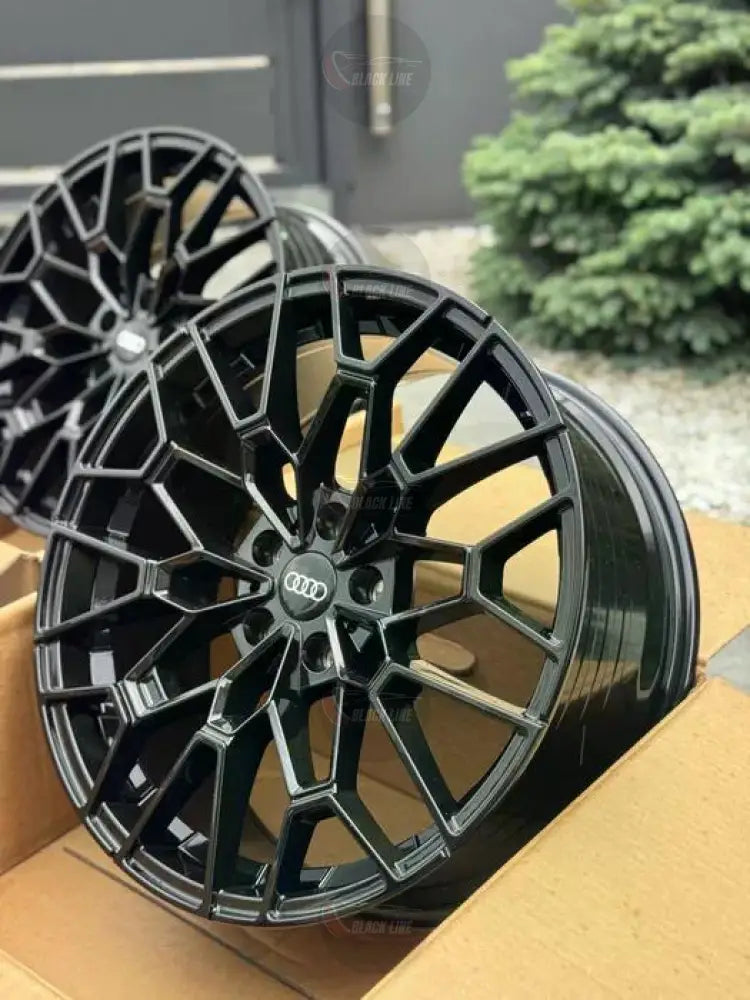 Llantas Deportivas Estilo Audi Multirradio Geométrico – Gris Grafito