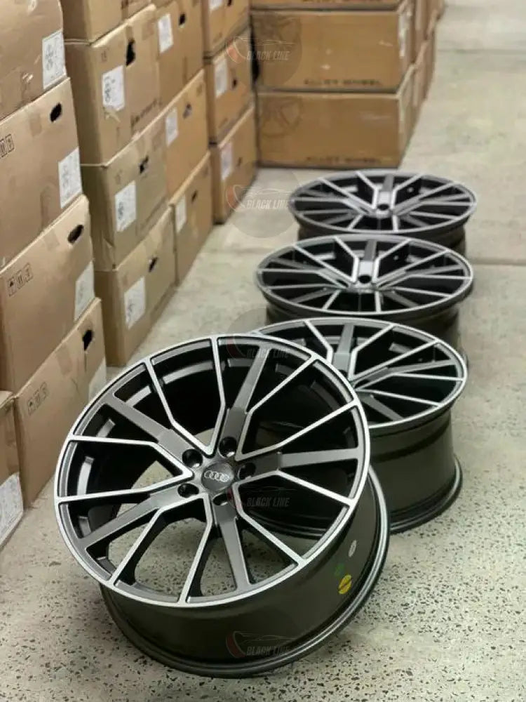 Llantas Deportivas Estilo Audi Multirradio Geométrico – Gris Grafito