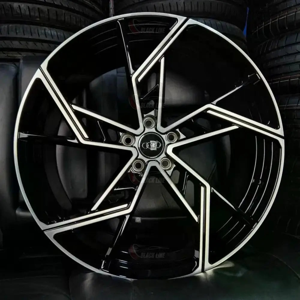 Llantas Deportivas Estilo Audi Multirradio Geométrico – Negro y Plata