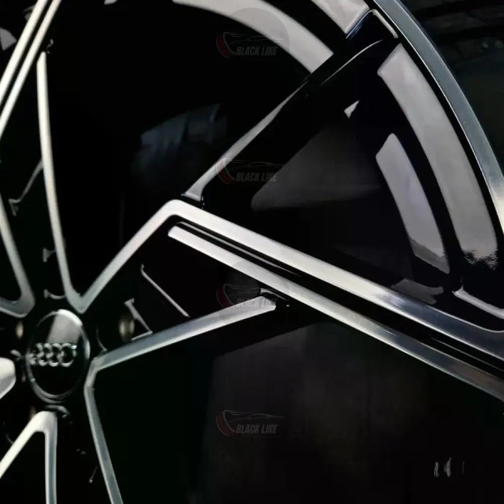 Llantas Deportivas Estilo Audi Multirradio Geométrico – Negro y Plata