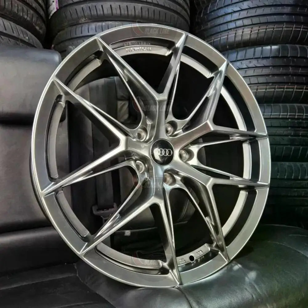Llantas Deportivas Estilo Audi Multirradio Ramificado – Gris Grafito