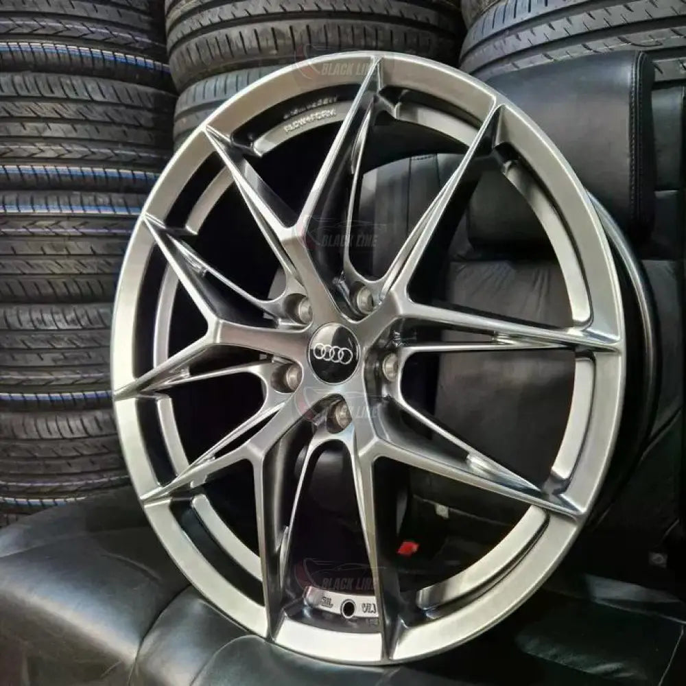 Llantas Deportivas Estilo Audi Multirradio Ramificado – Gris Grafito