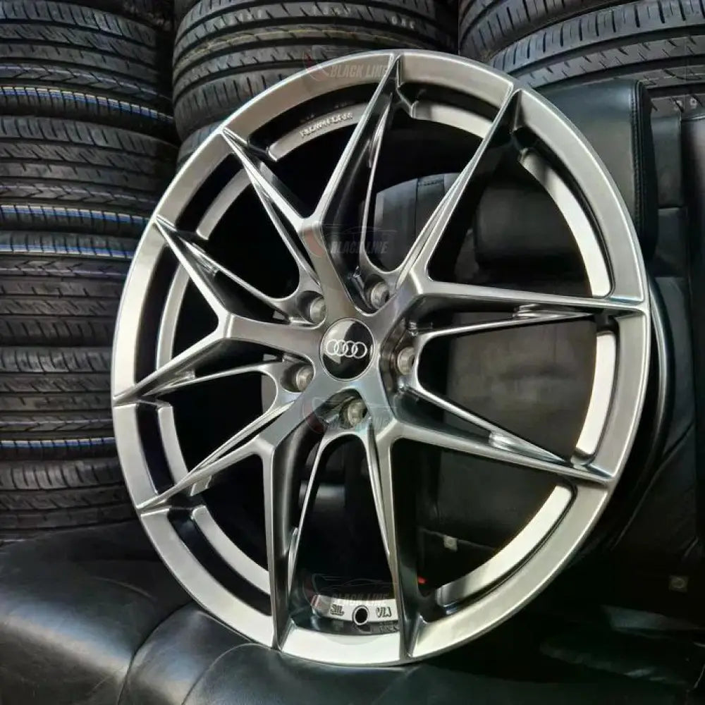 Llantas Deportivas Estilo Audi Multirradio Ramificado – Gris Grafito
