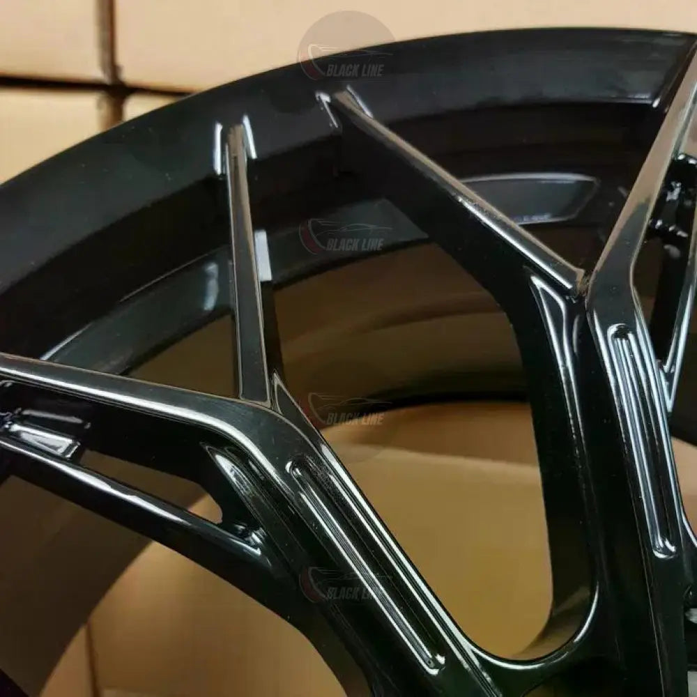 Llantas Deportivas Estilo Audi Multirradio Ramificado – Negro