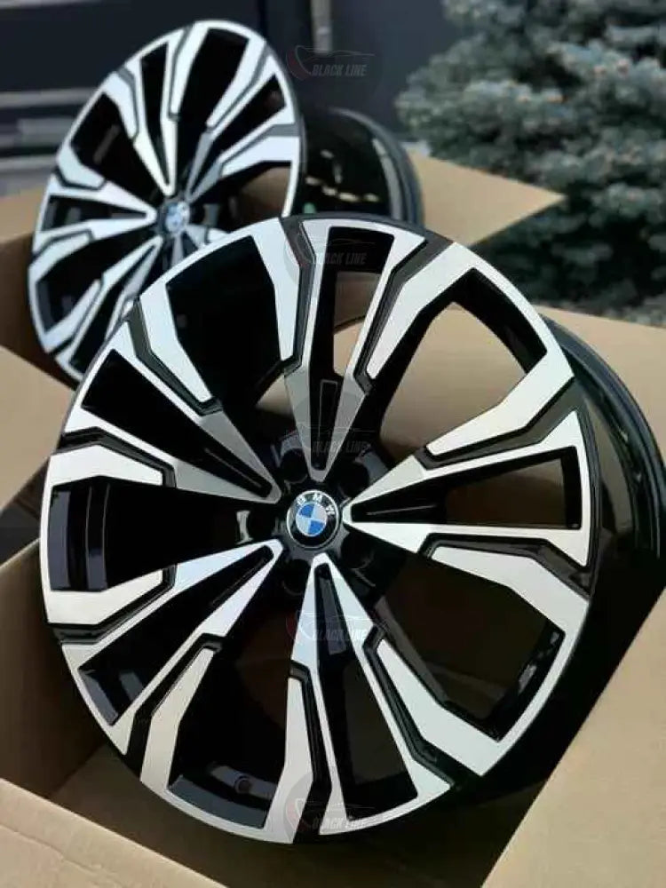 Llantas Deportivas Estilo BMW – Cinco Radios Dobles en Plata y Negro Brillo