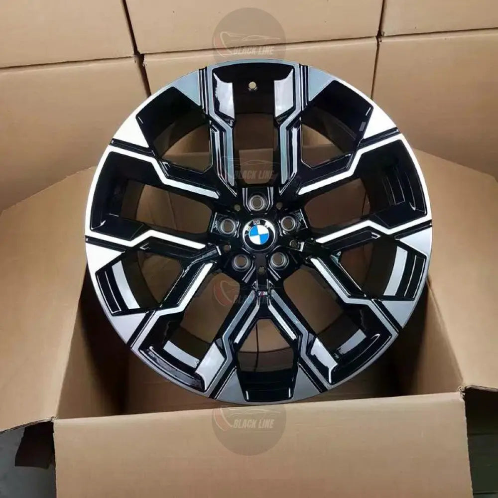 Llantas Deportivas Estilo BMW con Radios Angulares – Negro y Plata