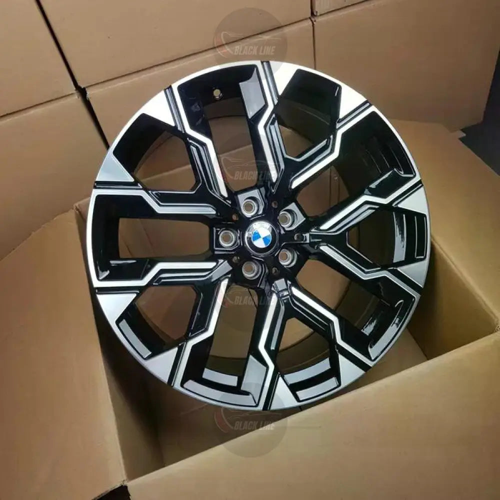 Llantas Deportivas Estilo BMW con Radios Angulares – Negro y Plata