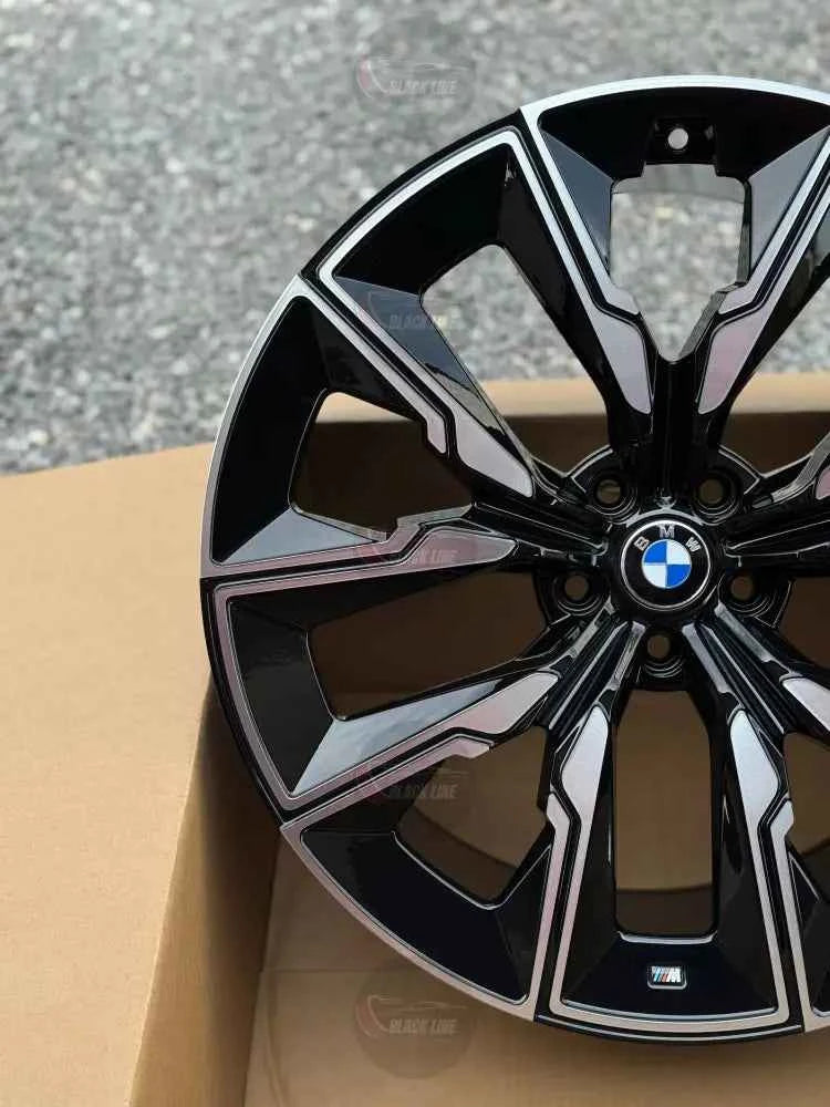 Llantas Deportivas Estilo BMW con Radios Angulares – Negro y Plata