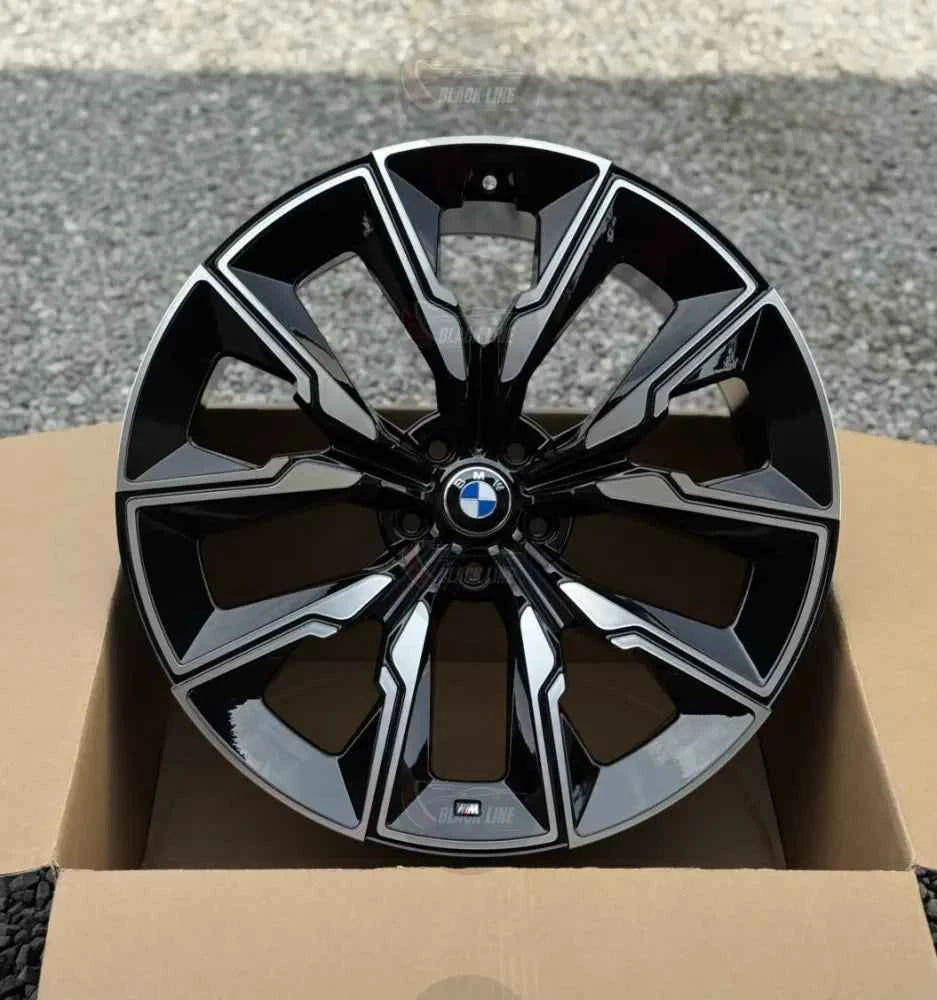 Llantas Deportivas Estilo BMW con Radios Angulares – Negro y Plata