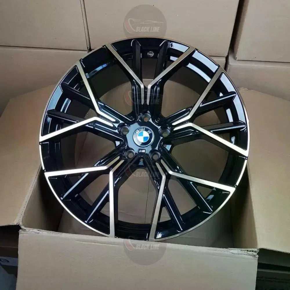 Llantas Deportivas Estilo BMW con Radios En Y – Negro y Plata