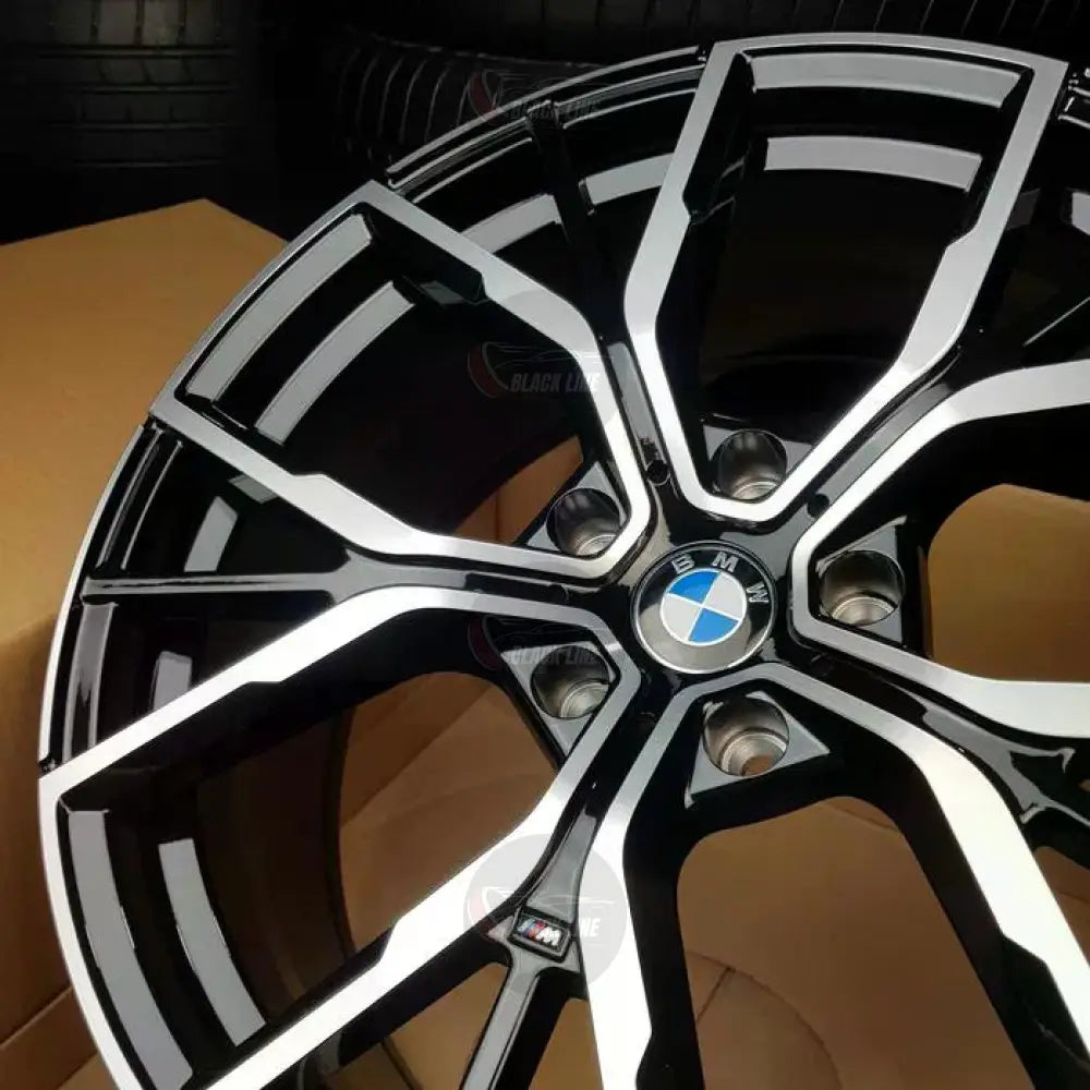 Llantas Deportivas Estilo BMW con Radios En Y – Negro y Plata
