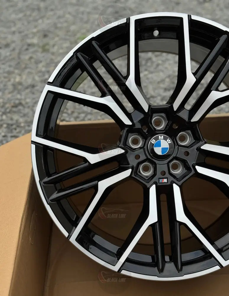Llantas Deportivas Estilo BMW con Radios En Y – Negro y Plata