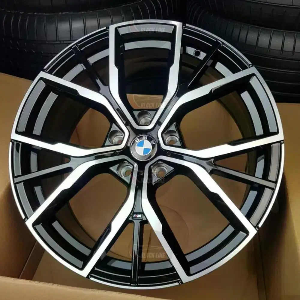 Llantas Deportivas Estilo BMW con Radios En Y – Negro y Plata