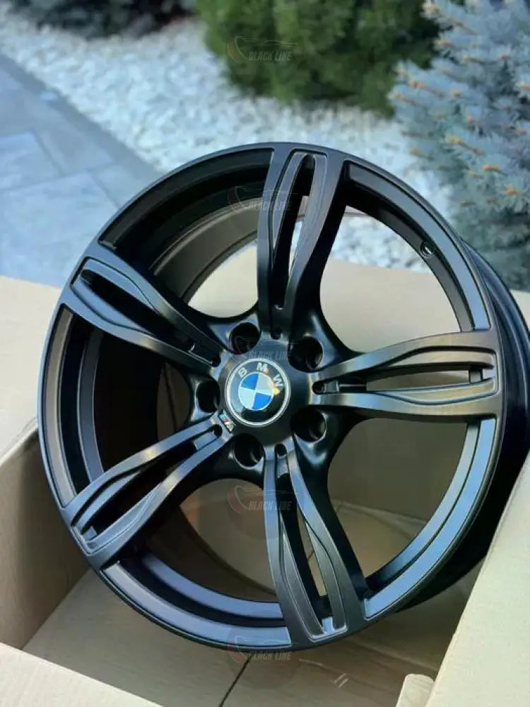 Llantas Deportivas Estilo BMW de Cinco Radios Dobles – Gris Grafito