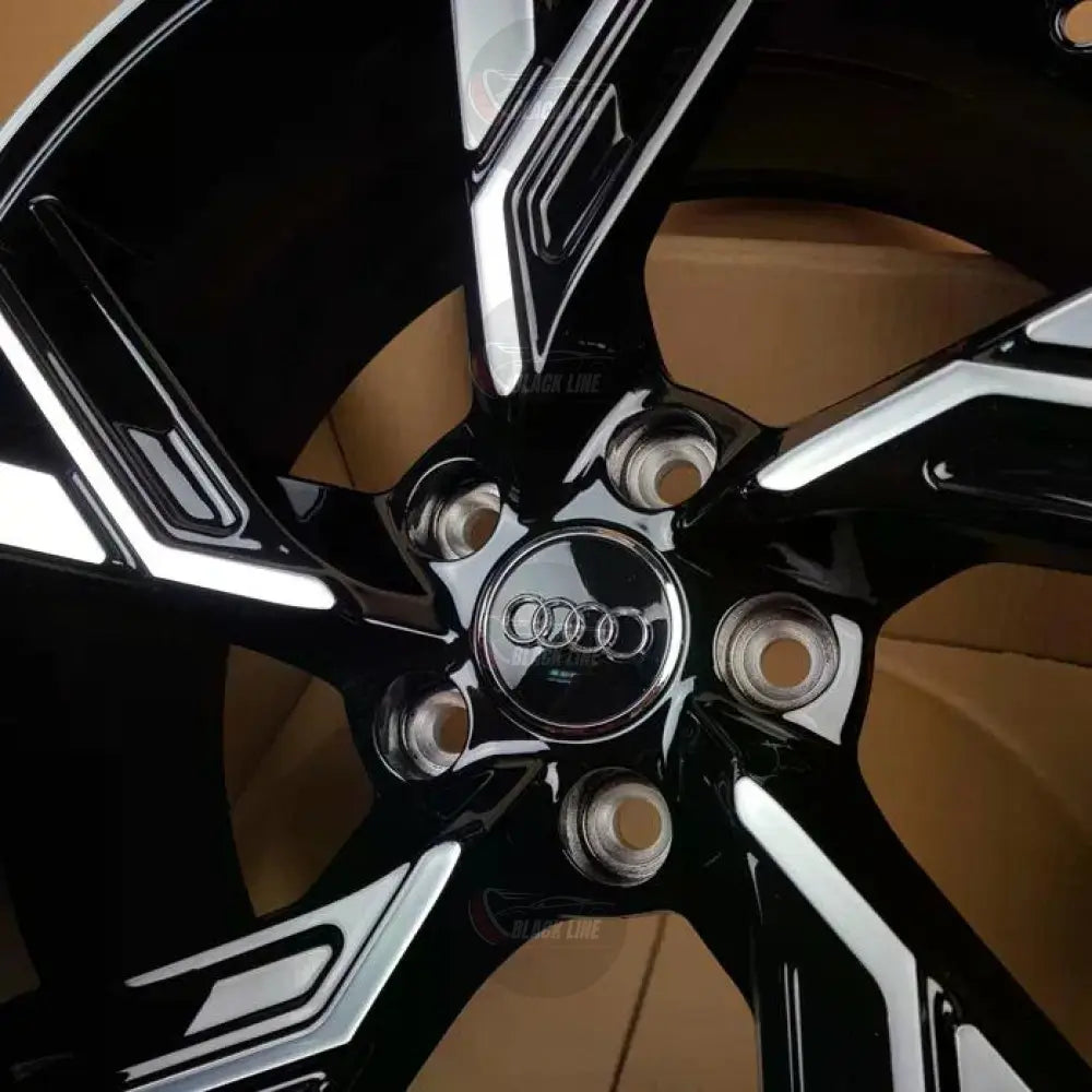 Llantas Deportivas Estilo BMW de Cinco Radios Dobles – Negro y Plata
