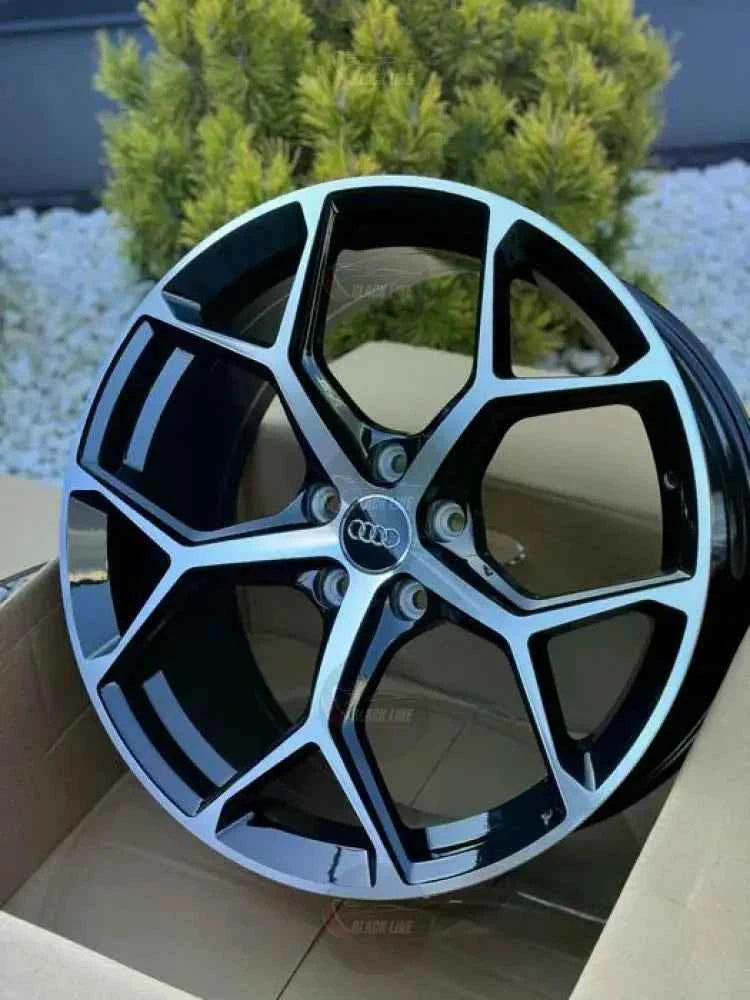 Llantas Deportivas Estilo BMW de Cinco Radios Dobles – Negro y Plata