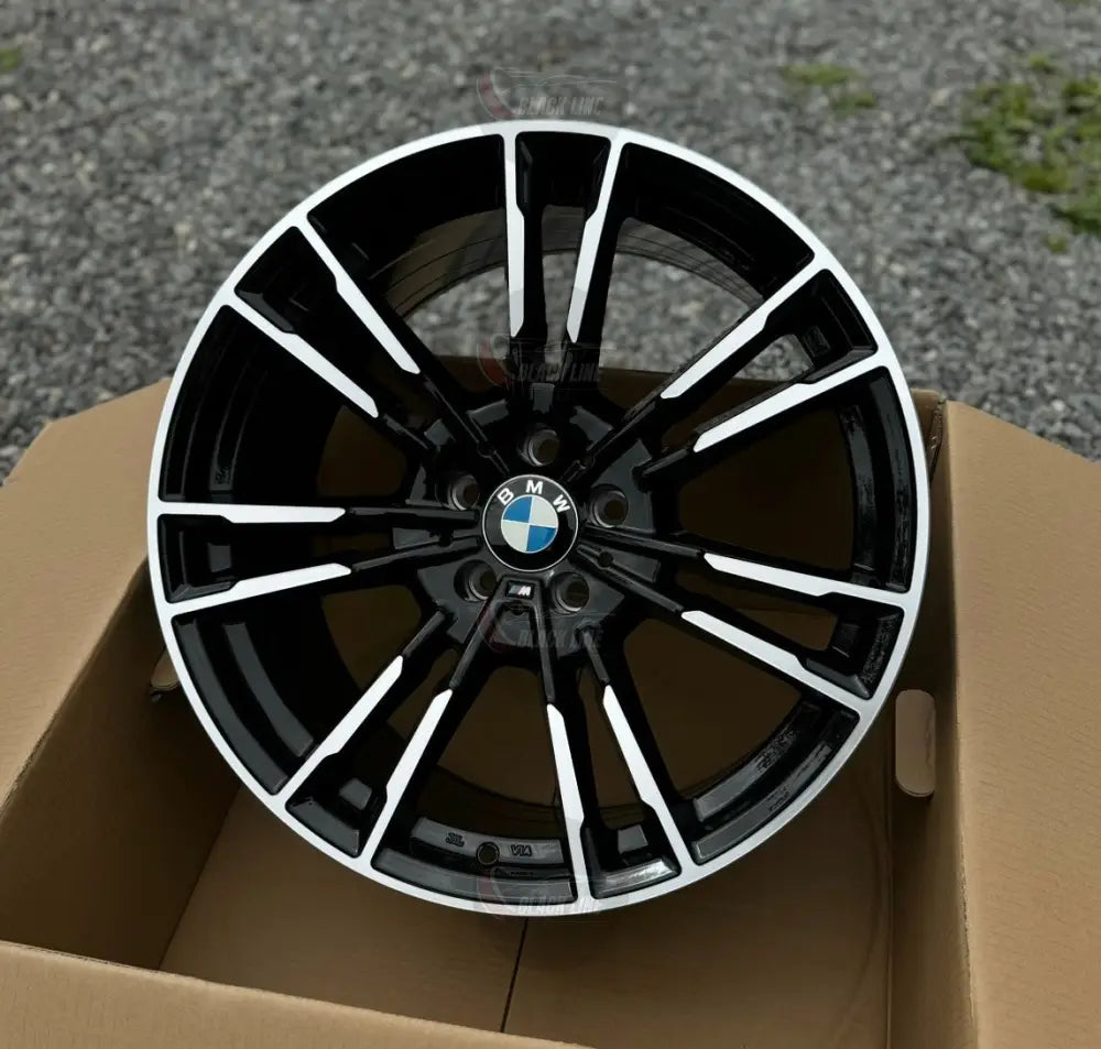 Llantas Deportivas Estilo BMW de Cinco Radios Dobles – Negro y Plata