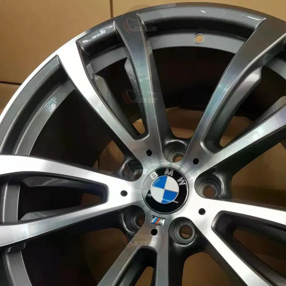 Llantas Deportivas Estilo BMW de Cinco Radios Dobles – Negro y Plata