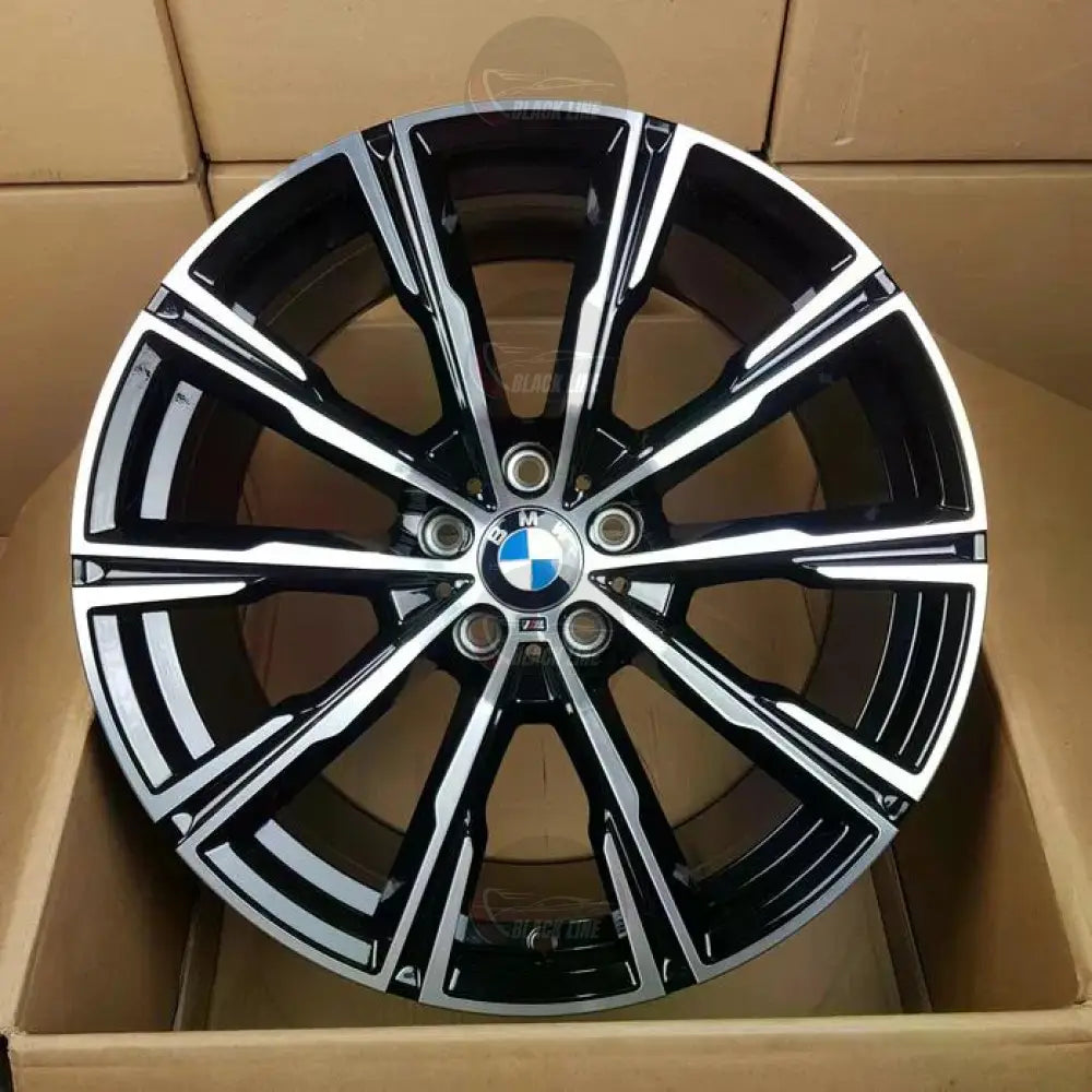 Llantas Deportivas Estilo BMW de Cinco Radios Dobles – Negro y Plata
