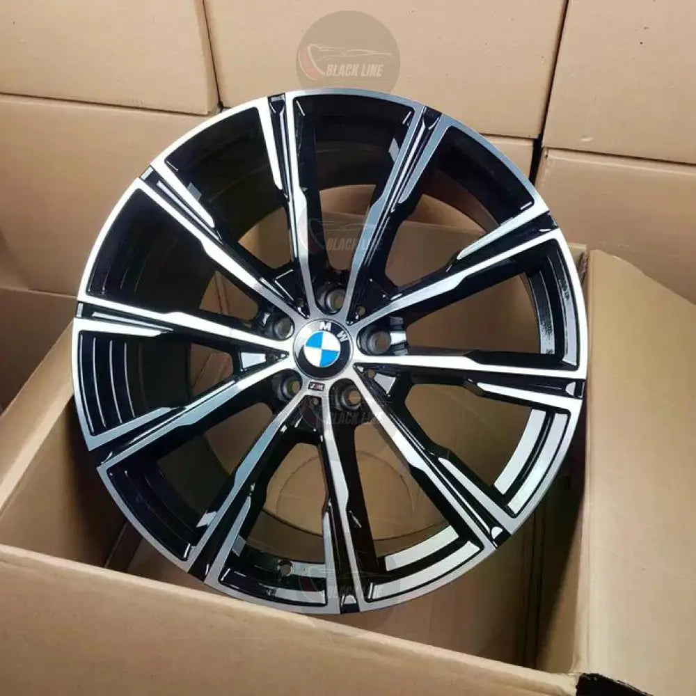 Llantas Deportivas Estilo BMW de Cinco Radios Dobles – Negro y Plata