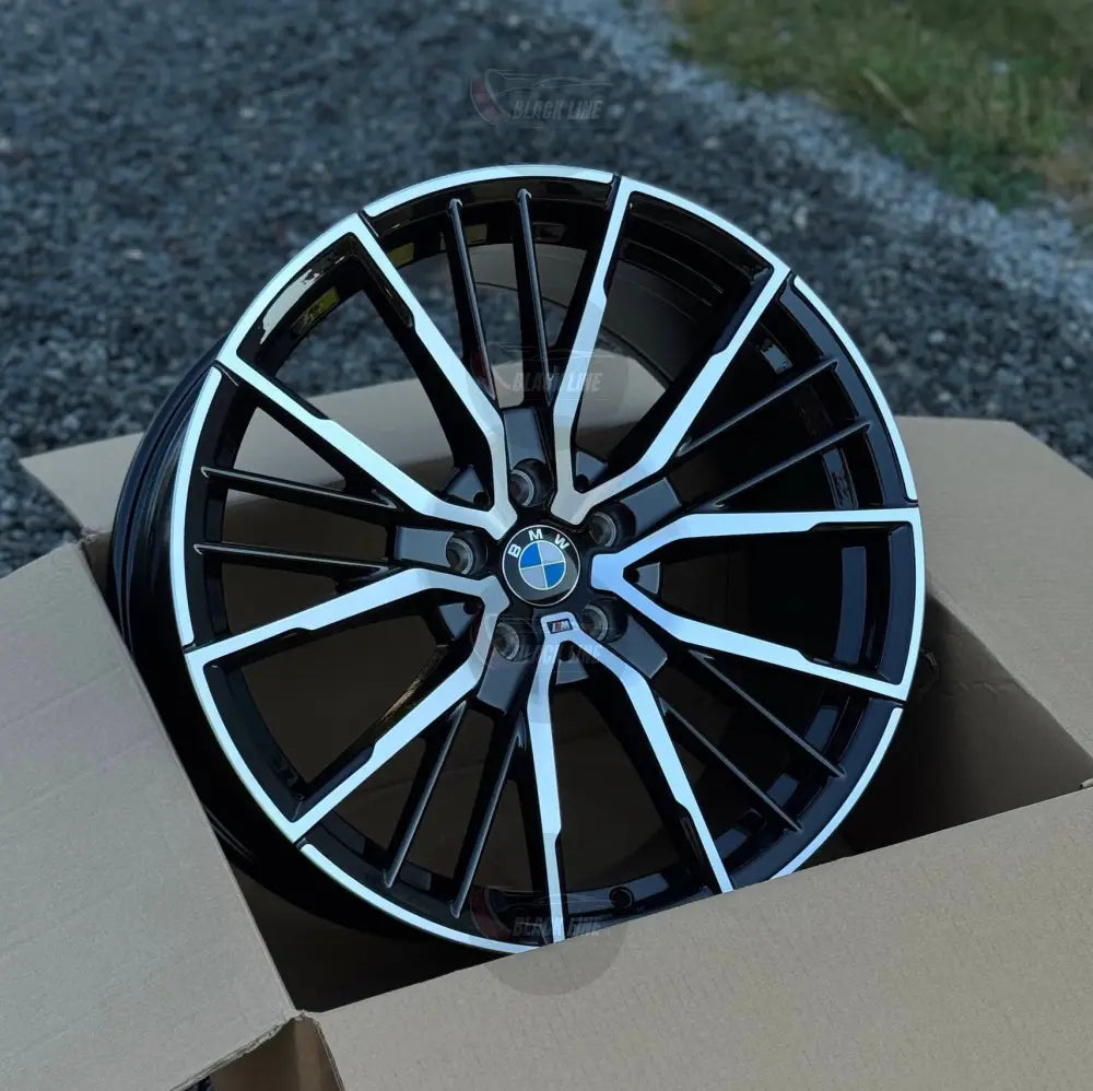 Llantas Deportivas Estilo BMW de Cinco Radios Dobles – Negro y Plata