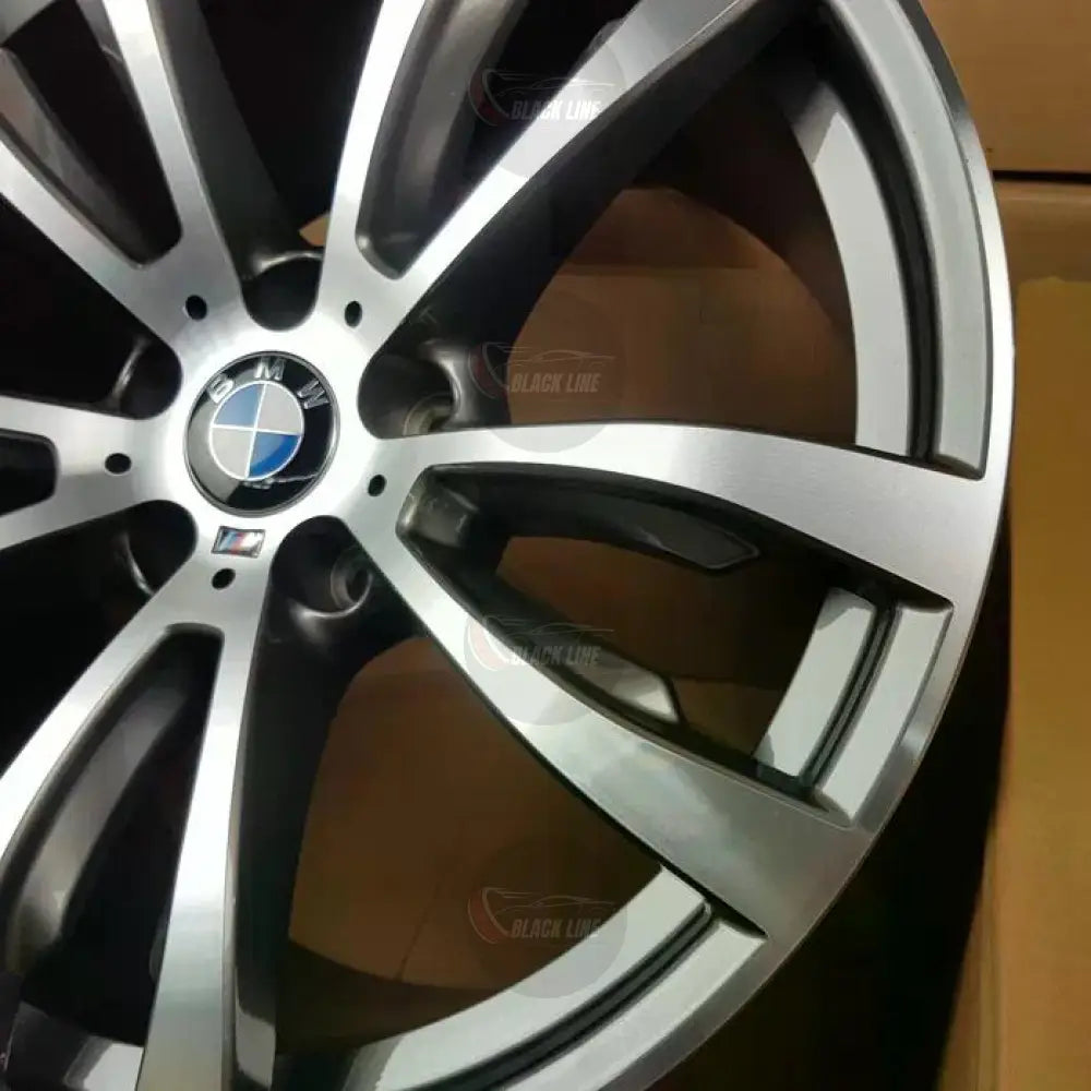 Llantas Deportivas Estilo BMW de Cinco Radios Dobles – Negro y Plata