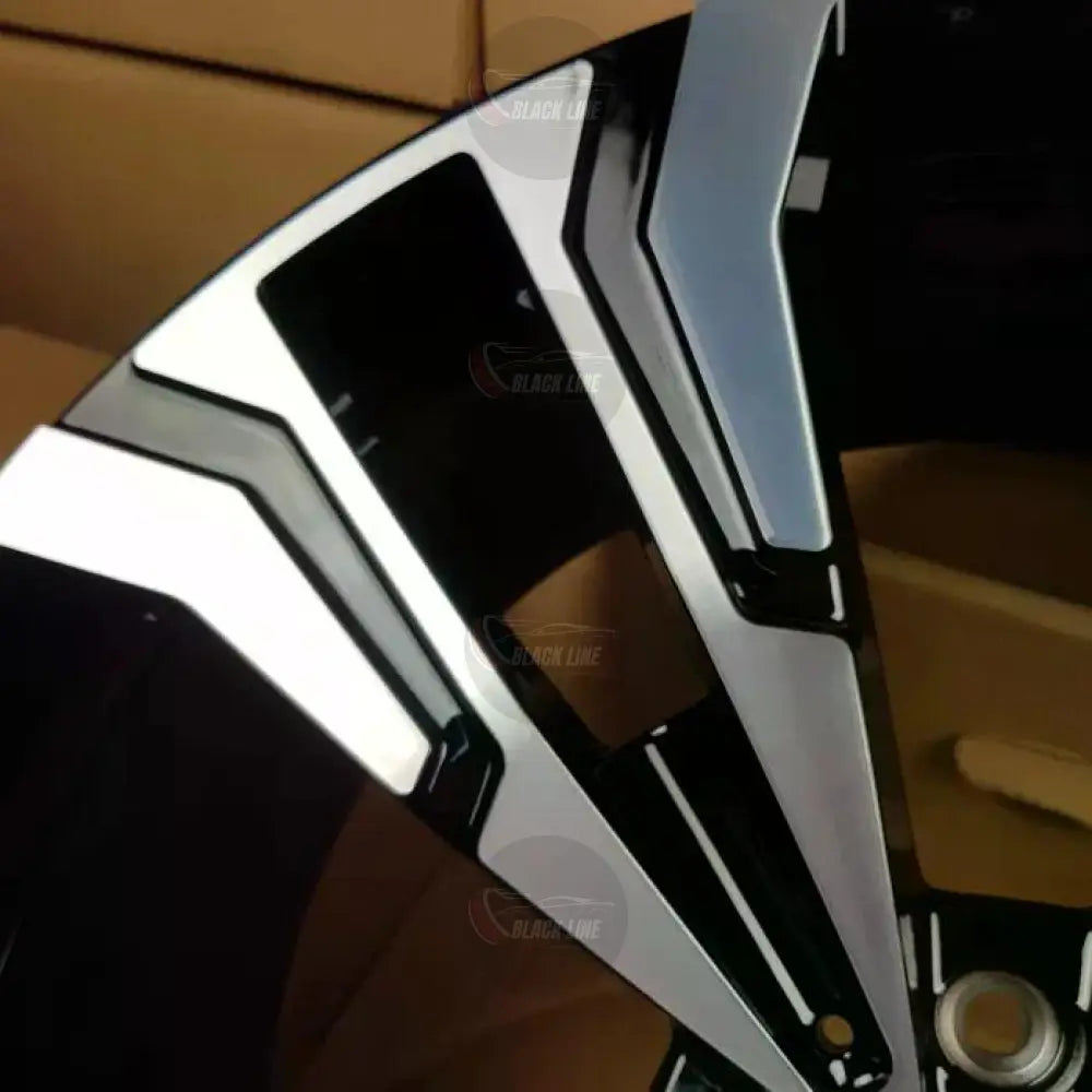 Llantas Deportivas Estilo BMW de Cinco Radios Dobles – Plata y Negro Brillo