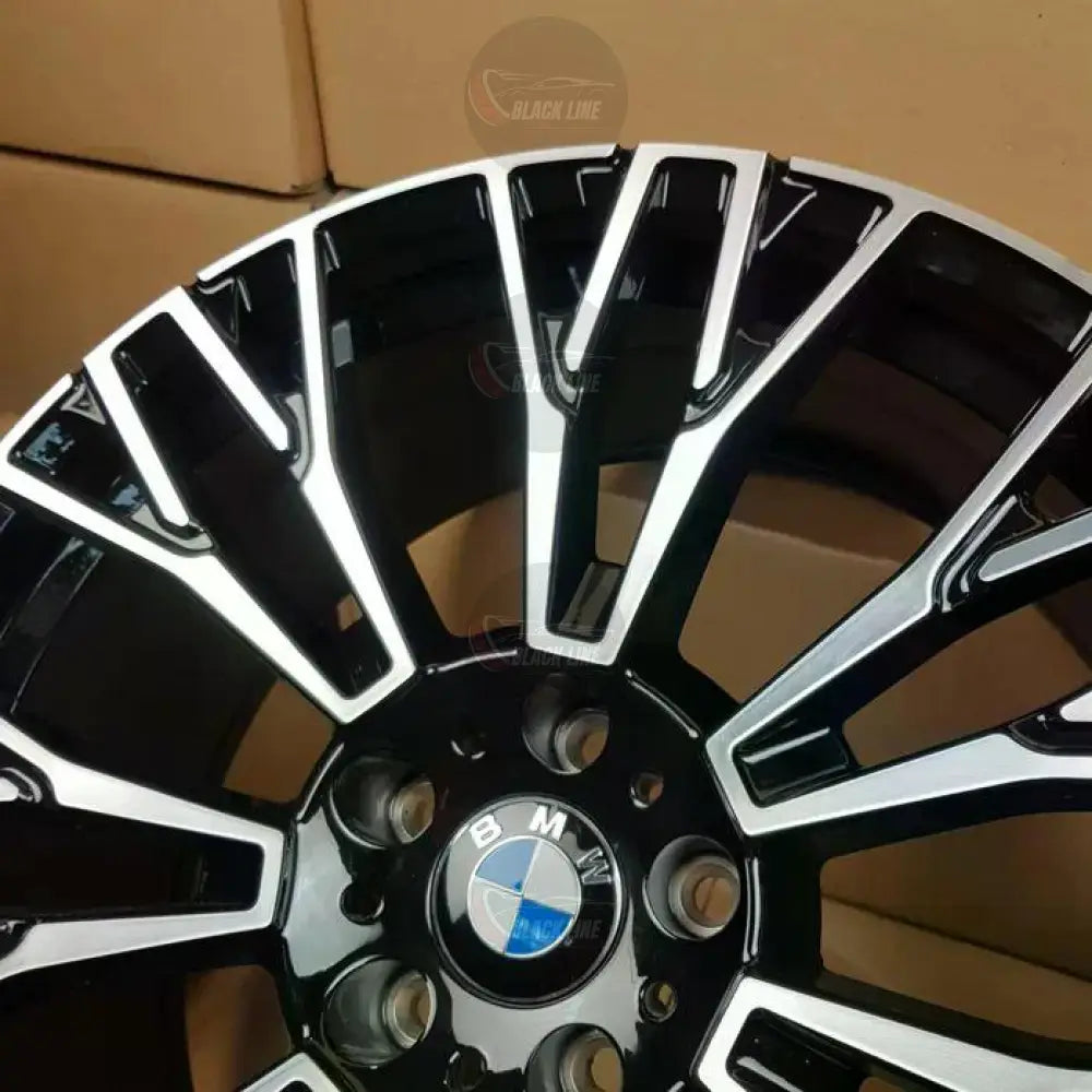 Llantas Deportivas Estilo BMW Multirradio Angular – Negro y Plata