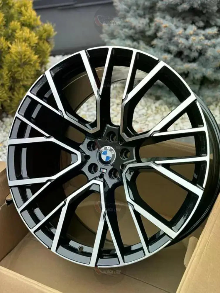 Llantas Deportivas Estilo BMW Multirradio Fino – Negro y Plata