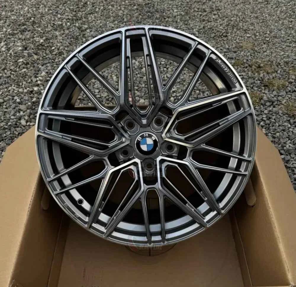 Llantas Deportivas Estilo BMW Multirradio Geométrico – Gris Grafito