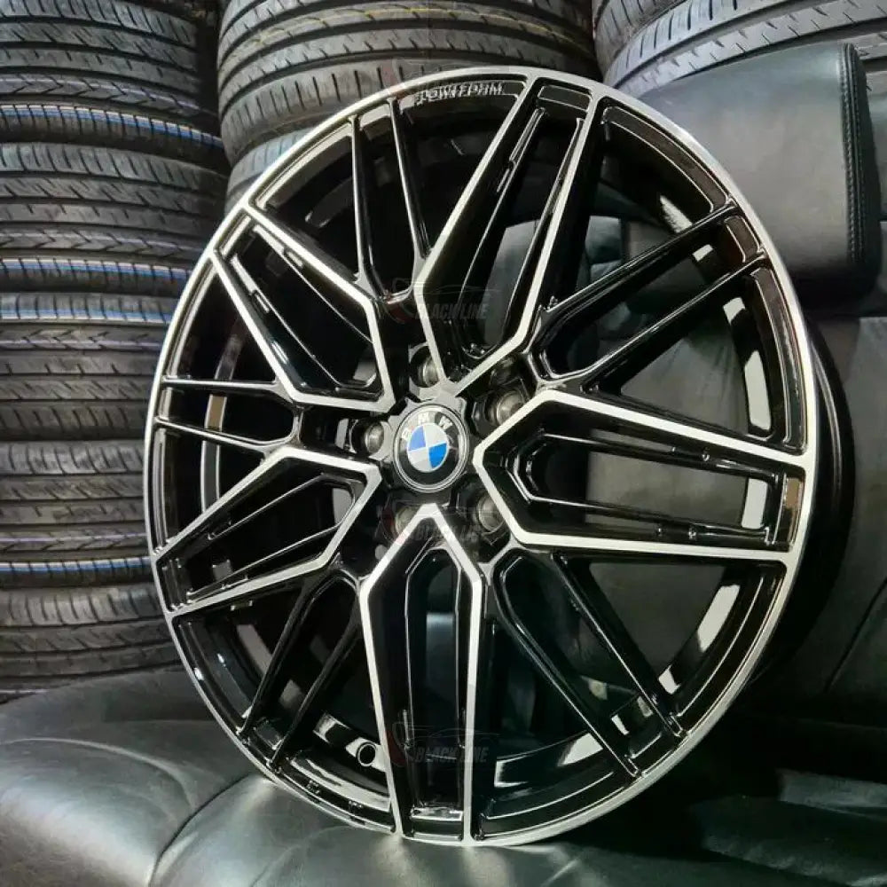 Llantas Deportivas Estilo BMW Multirradio Geométrico – Gris Grafito