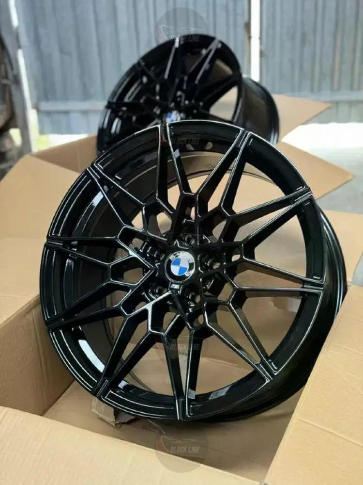 Llantas Deportivas Estilo BMW Multirradio Geométrico – Negro